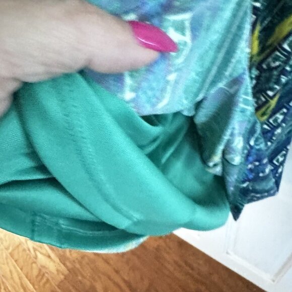 Maggy London Colorful Abstract Dress Women's Size‎ 14P Flare Slinky Comfy - Picture 9 of 10